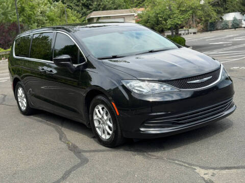 2017 Chrysler Pacifica Touring