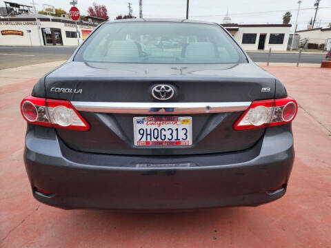 2013 Toyota Corolla LE