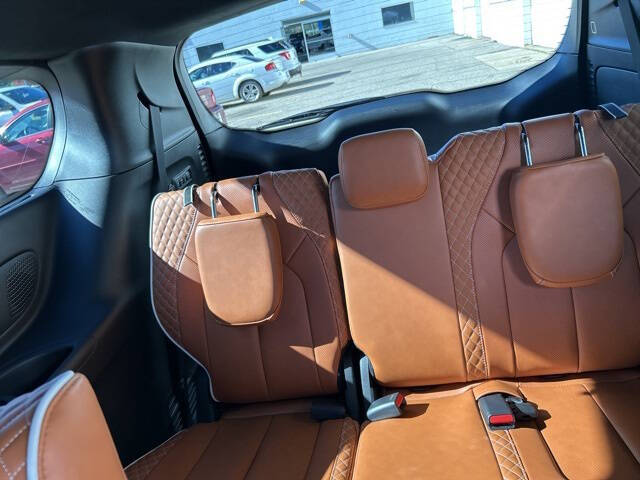 2026 Chrysler Pacifica Pinnacle