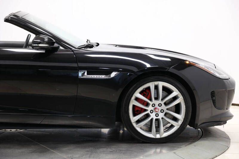 2014 Jaguar F-TYPE V8 S