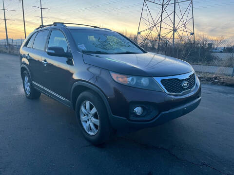 2012 Kia Sorento for sale at BELOW BOOK AUTO SALES in Idaho Falls ID