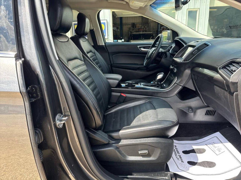 2017 Ford Edge SEL