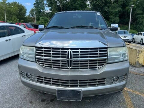 2008 Lincoln Navigator L for sale at Mecca Auto Sales in Harrisburg PA