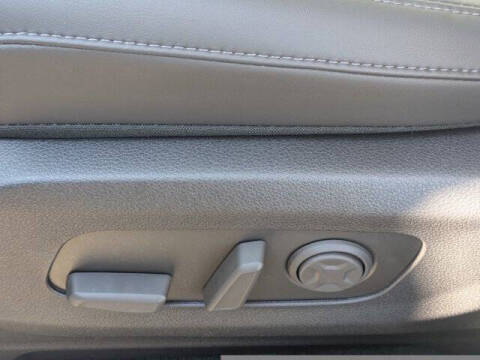 2025 Kia Carnival EX