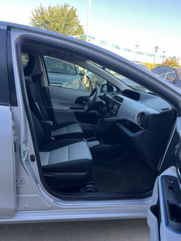 2012 Toyota Prius c Four