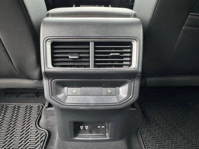 2026 Volkswagen Atlas Cross Sport SEL Premium R-Line 4Motion