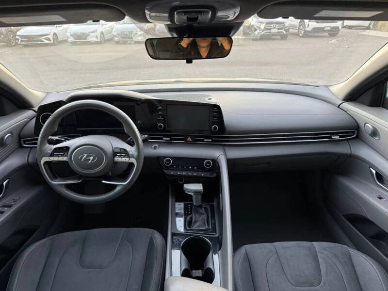 2021 Hyundai Elantra