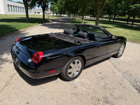 2002 Ford Thunderbird Deluxe