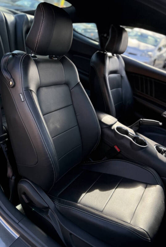 2017 Ford Mustang GT Premium