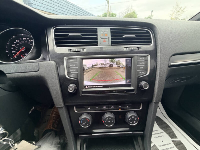 2016 Volkswagen Golf GTI S
