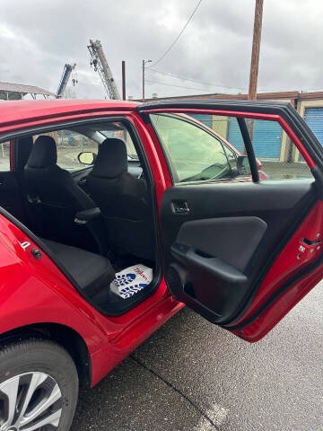 2022 Toyota Prius LE AWD-e