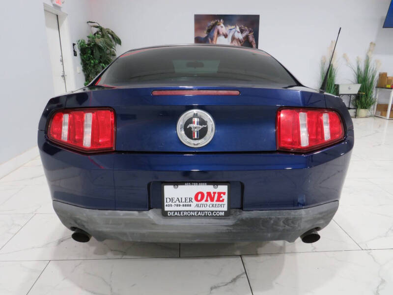 2011 Ford Mustang V6