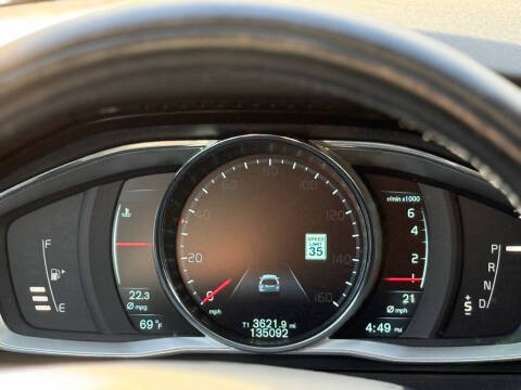 2015 Volvo V60 T5 Drive-E Platinum