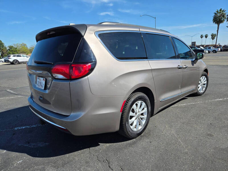 2017 Chrysler Pacifica