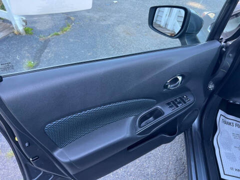 2017 Nissan Versa Note SV