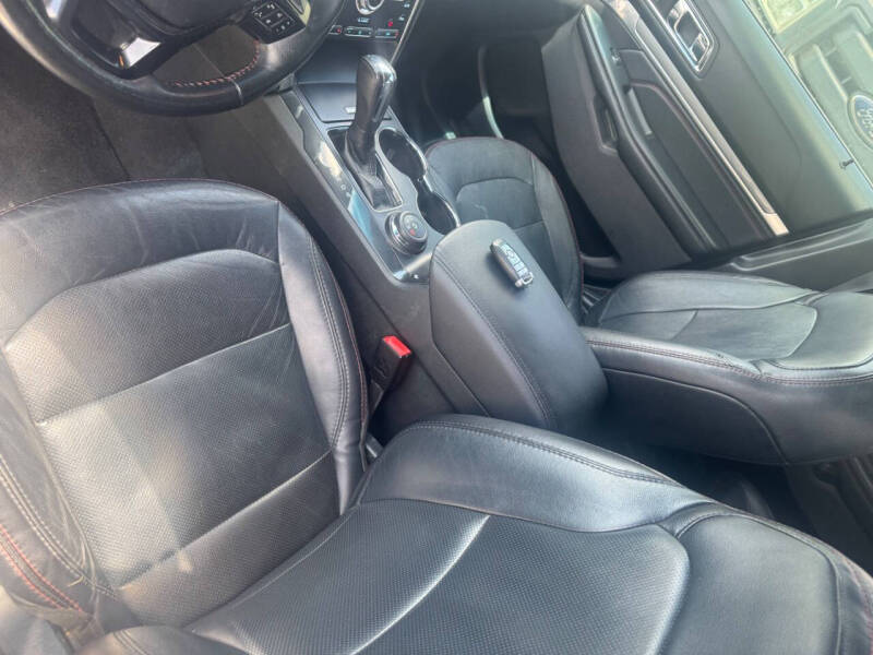 2019 Ford Explorer Sport