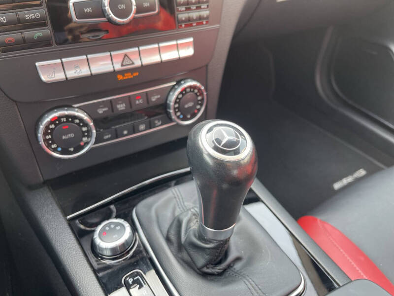 2012 Mercedes-Benz C-Class C 63 AMG