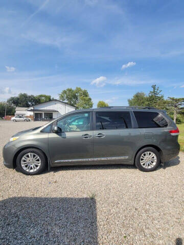 2012 Toyota Sienna for sale at Smithburg Automotive in Fairfield IA