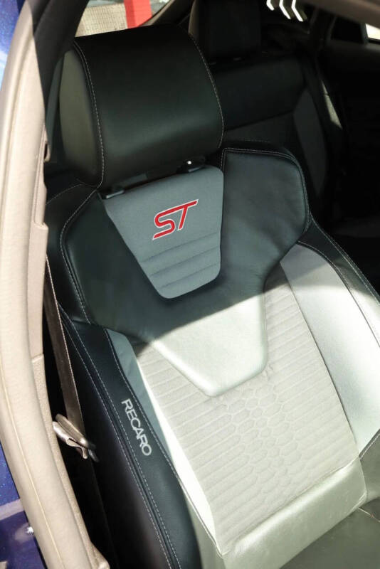 2017 Ford Focus ST