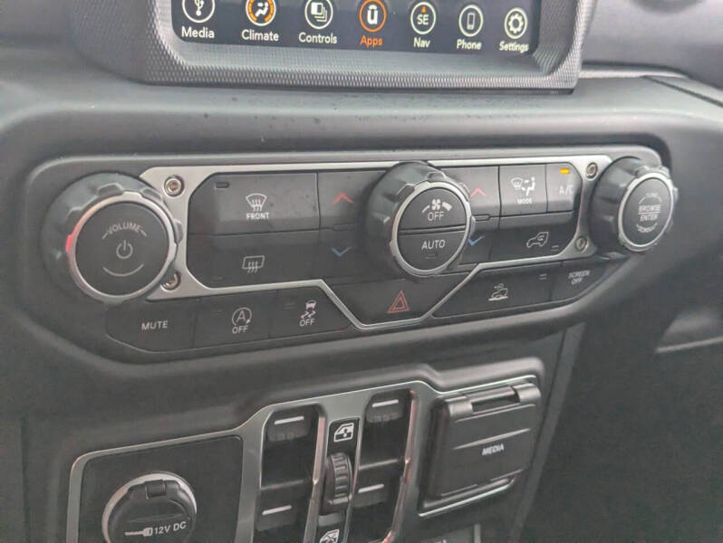 2023 Jeep Gladiator Mojave