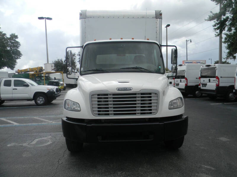 2018 Freightliner M2 106