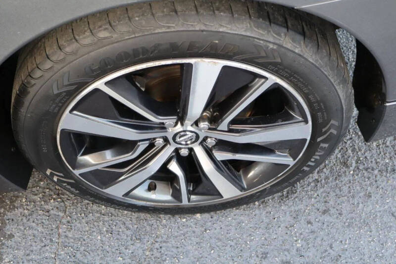2019 Nissan Maxima