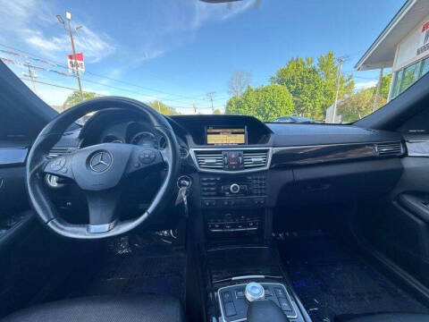 2010 Mercedes-Benz E-Class E 550 Luxury 4MATIC