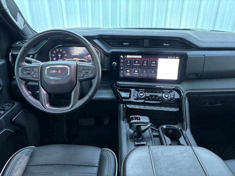 2024 GMC Sierra 1500 AT4X