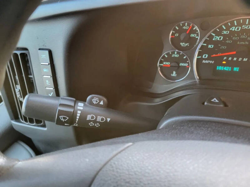 2017 GMC Savana 2500