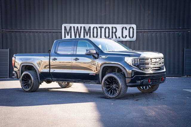 2022 GMC Sierra 1500 AT4's photo