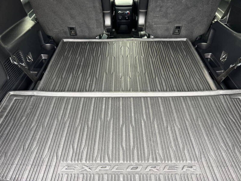 2022 Ford Explorer Hybrid Limited