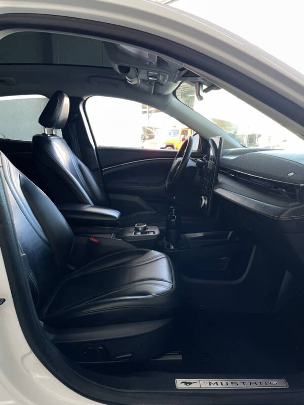 2021 Ford Mustang Mach-E Premium