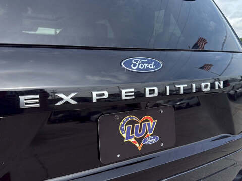 2025 Ford Expedition Active