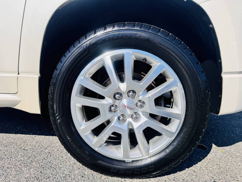 2015 GMC Acadia Denali