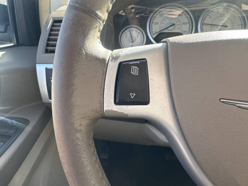 2010 Chrysler Town and Country Limited