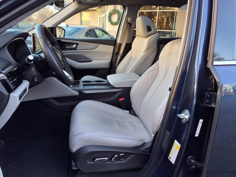 2025 Acura MDX SH-AWD w/Tech