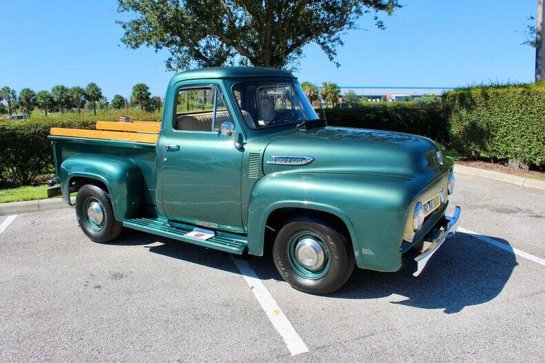 1953 Ford F-100