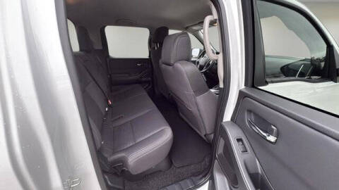 2024 Nissan Frontier SV