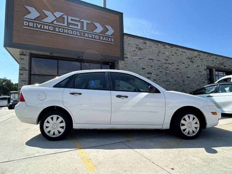 2006 Ford Focus for sale in Wichita, KS