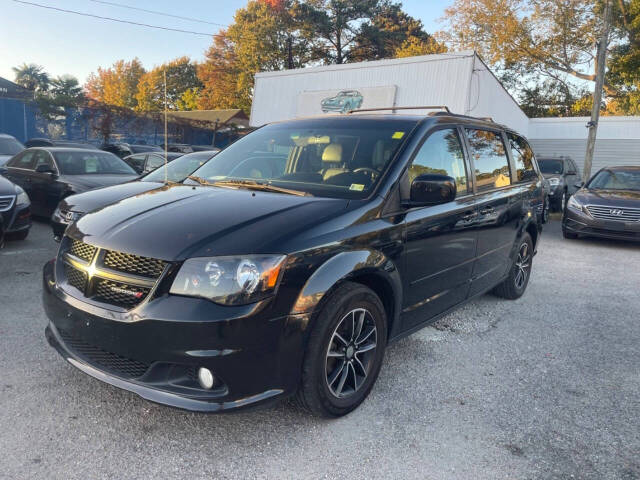 2016 Dodge Grand Caravan for sale at Auto Nation in Norfolk, VA