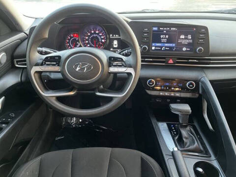 2021 Hyundai Elantra