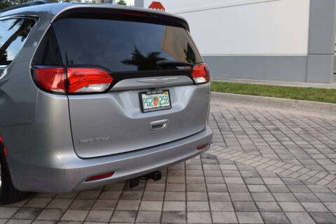 2017 Chrysler Pacifica Touring