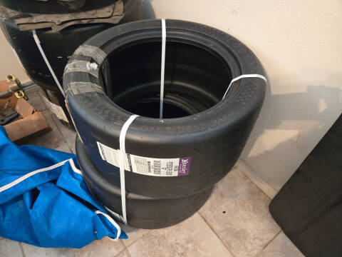 2023 Hoosier R7 slicks