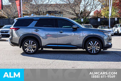 2024 Nissan Pathfinder Platinum