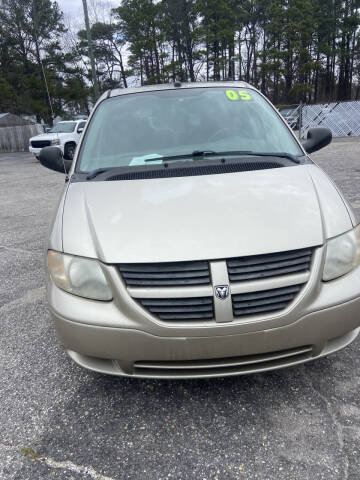 2005 Dodge Grand Caravan SE