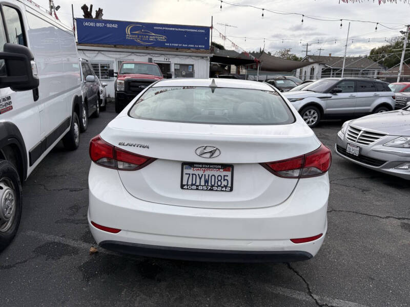 2014 Hyundai Elantra SE