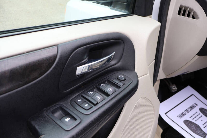 2017 Dodge Grand Caravan SE