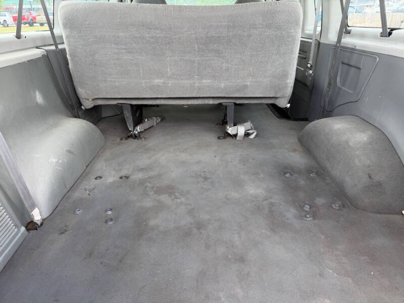 2006 Ford E-Series E-350 SD XL