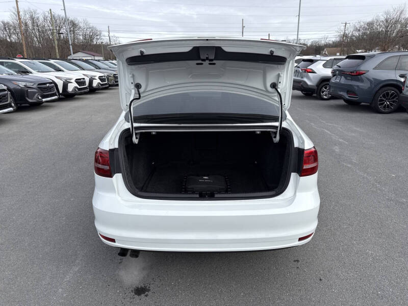 2018 Volkswagen Jetta 1.8T SE Sport