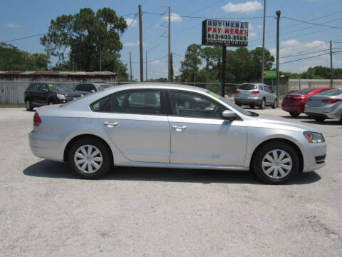 2013 Volkswagen Passat for sale at Checkered Flag Auto Sales - East in Lakeland FL